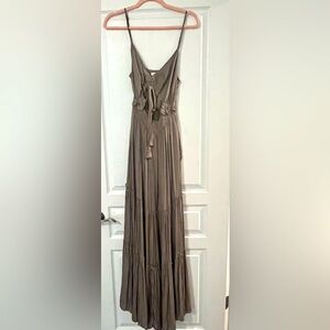 Mustard Seed Olive Maxi Dress.  Only worn once.  Size M.